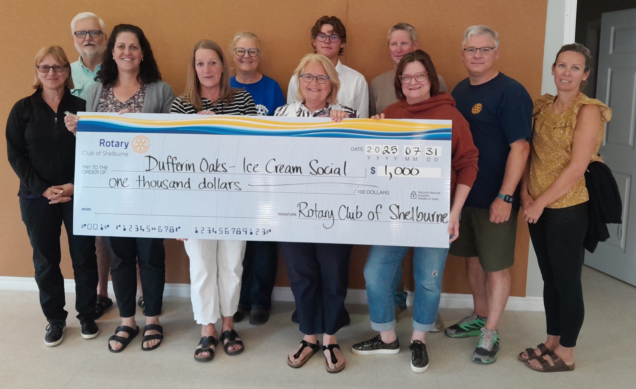 Read more about the article Dufferin Oaks Ice Cream Social